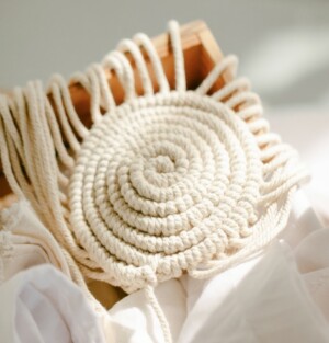 Légende de l'œuvre 2 Œuvre de l'artiste